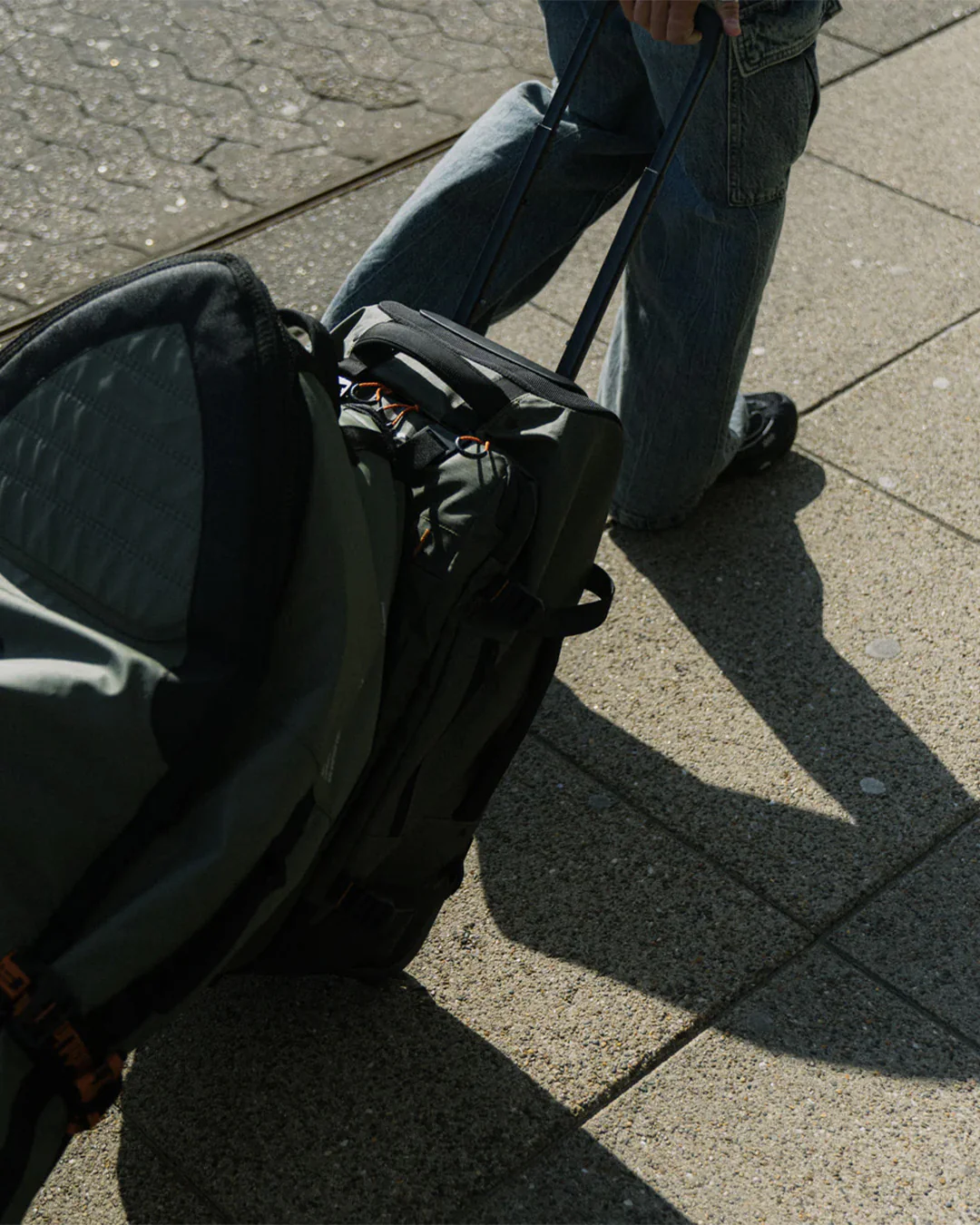 FCS | Sac Mission Wheely 42L - Image 10