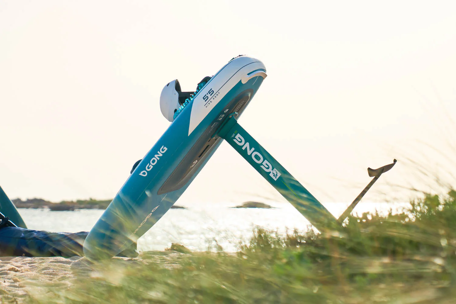 GONG | Wing foil Board Inflatable HIPE Perf 5'10 G3 - Image 13