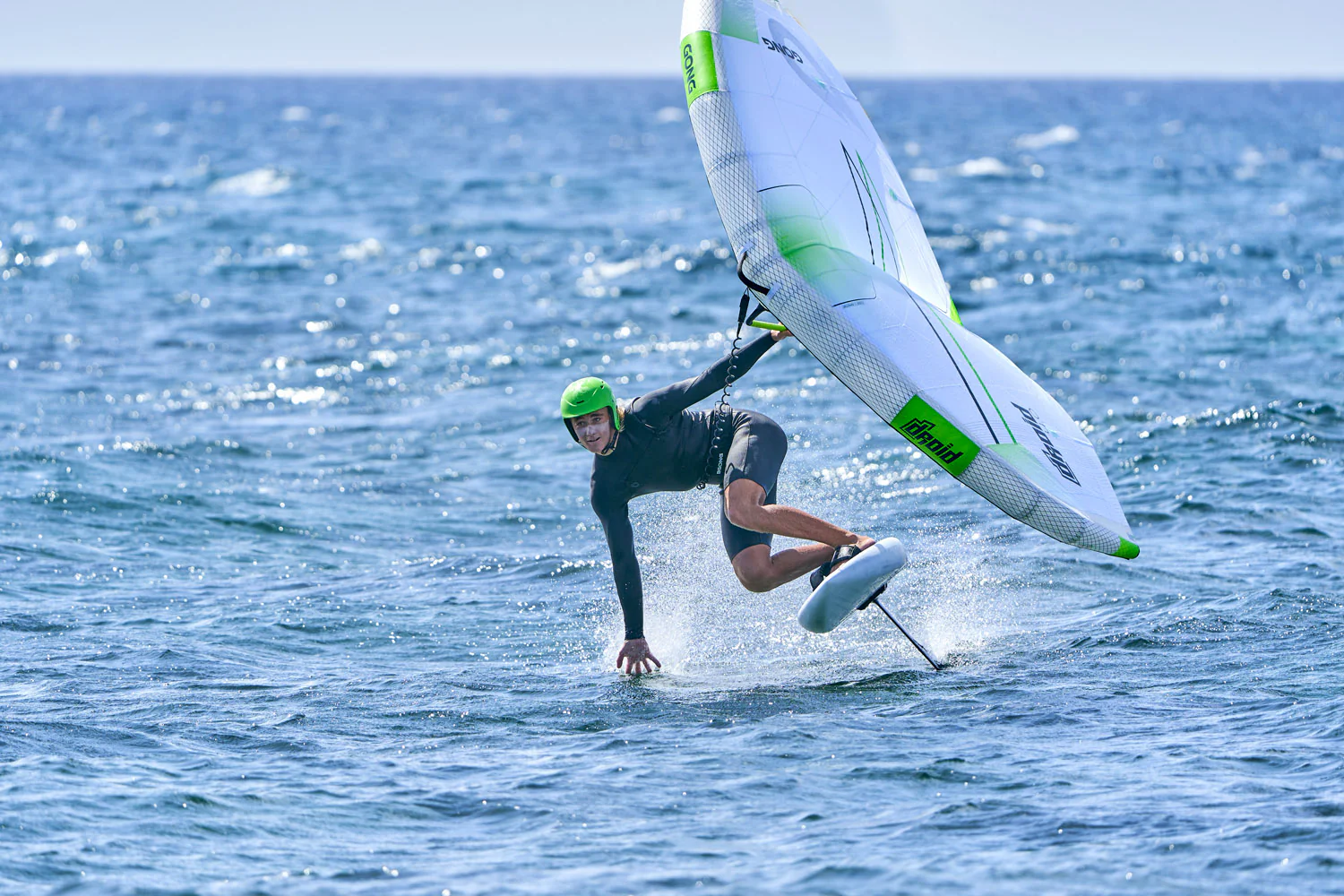 GONG | Wing Foil Board Cruzader Diamond FSP Pro - Image 28