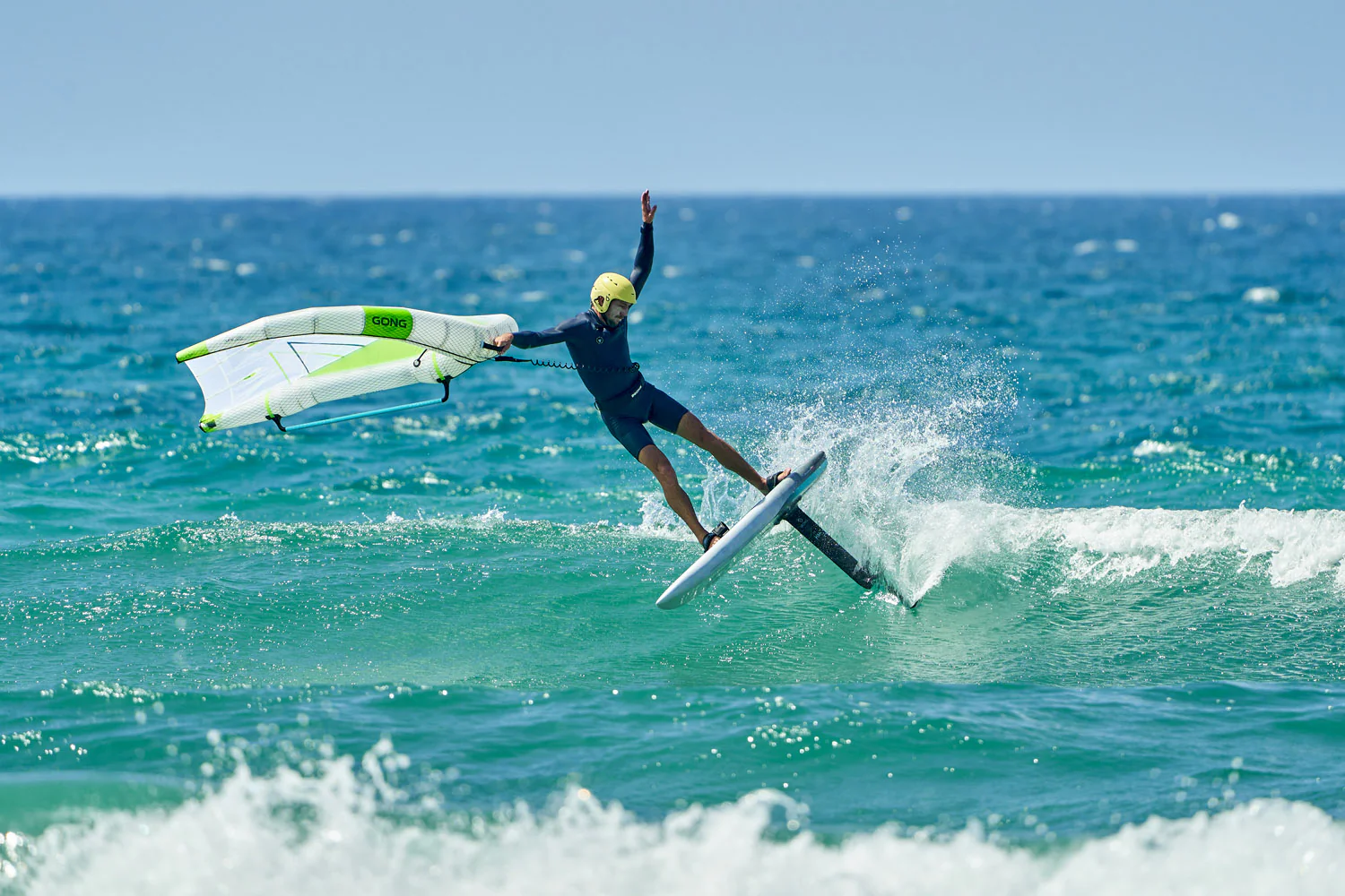 GONG | Wing Foil Board Cruzader Diamond FSP Pro - Image 36