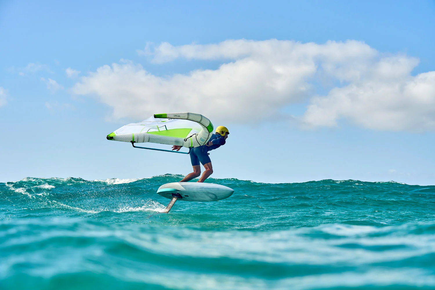 GONG | Wing Foil Board Cruzader Point LW FSP Pro - Image 24