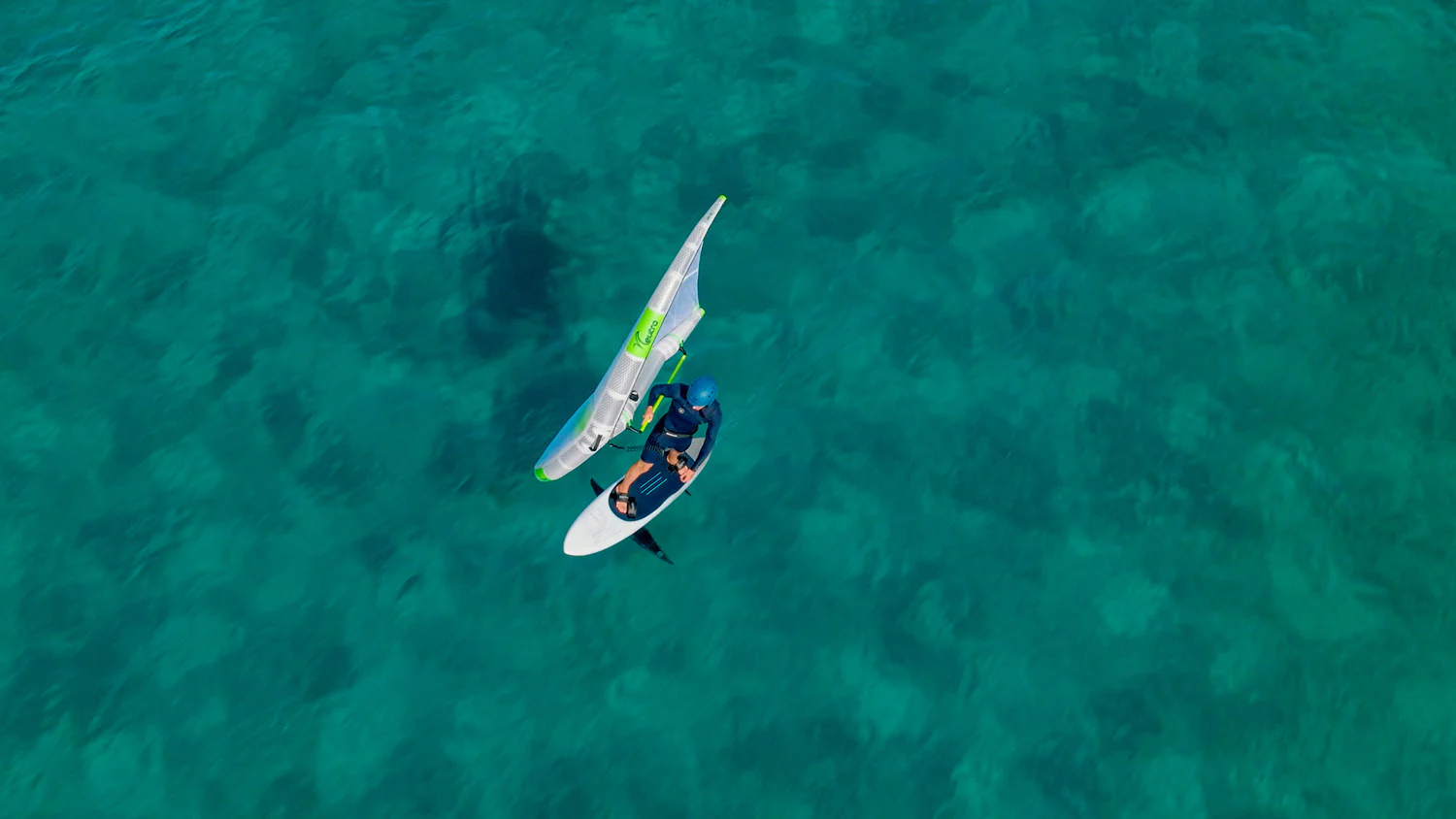 GONG | Wing Foil Board Cruzader Point LW FSP Pro - Image 35