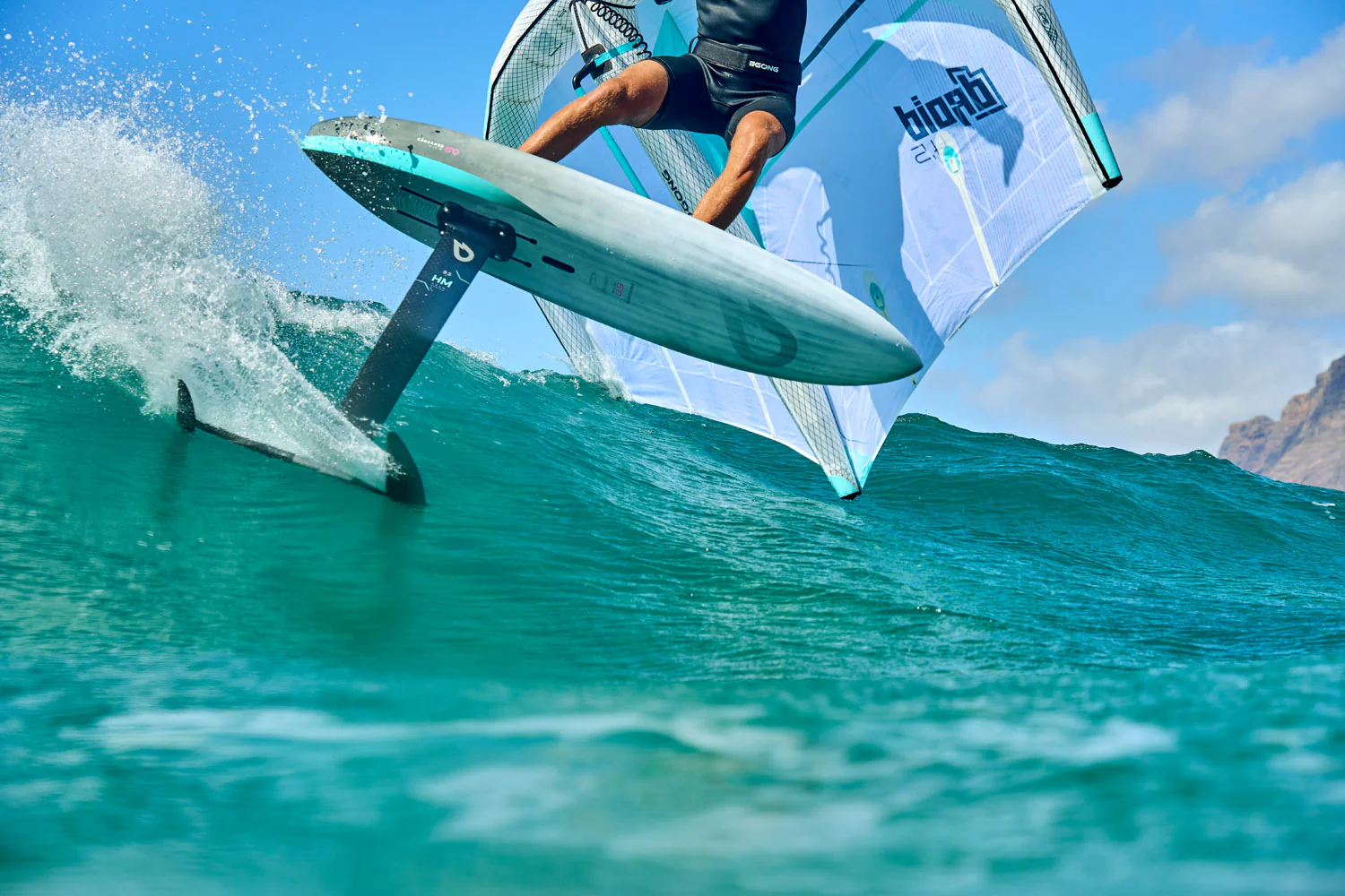 GONG | Wing Foil Board Cruzader Point LW FSP Pro - Image 39