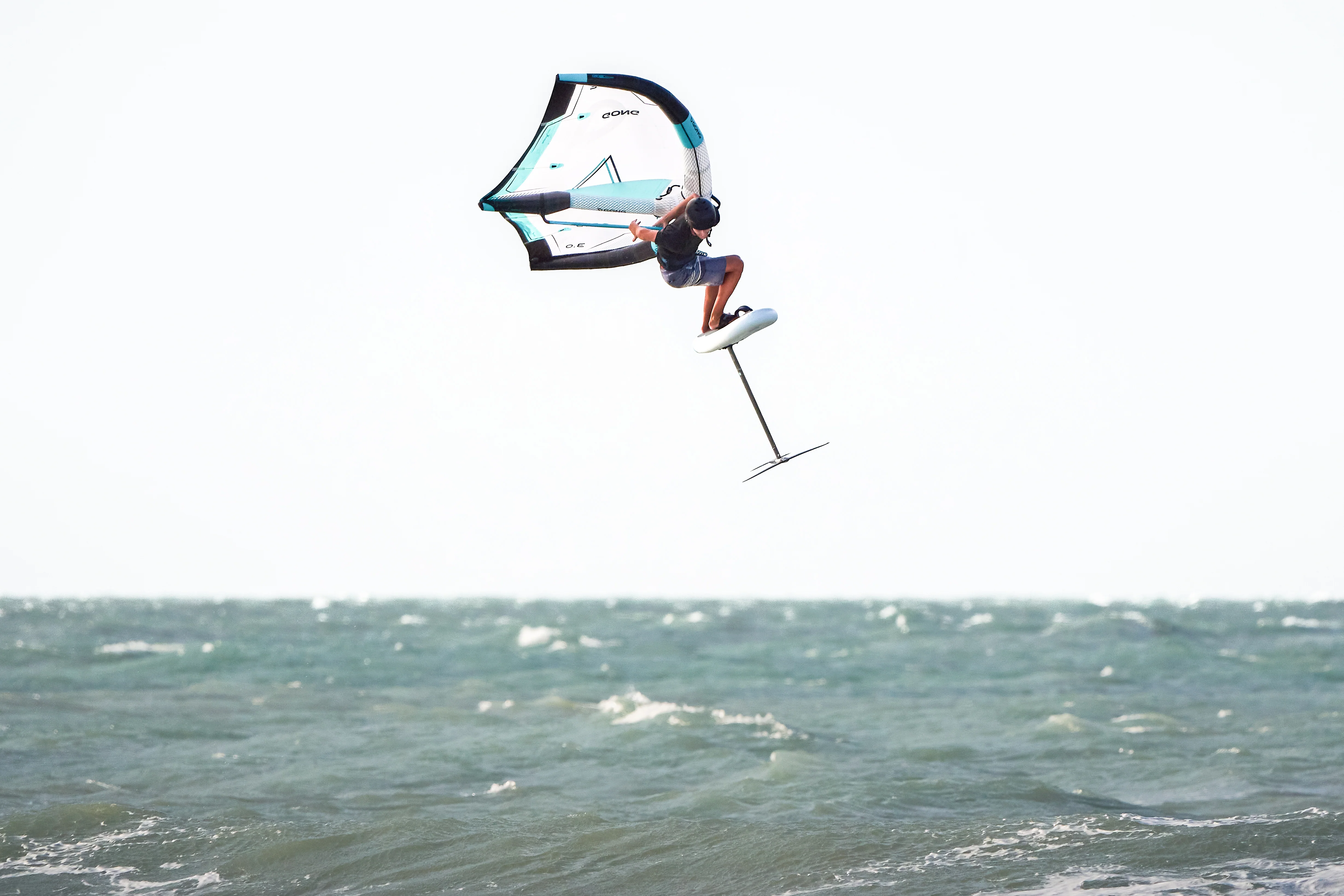 GONG | Wing foil Board Inflatable HIPE Stunt - Image 11