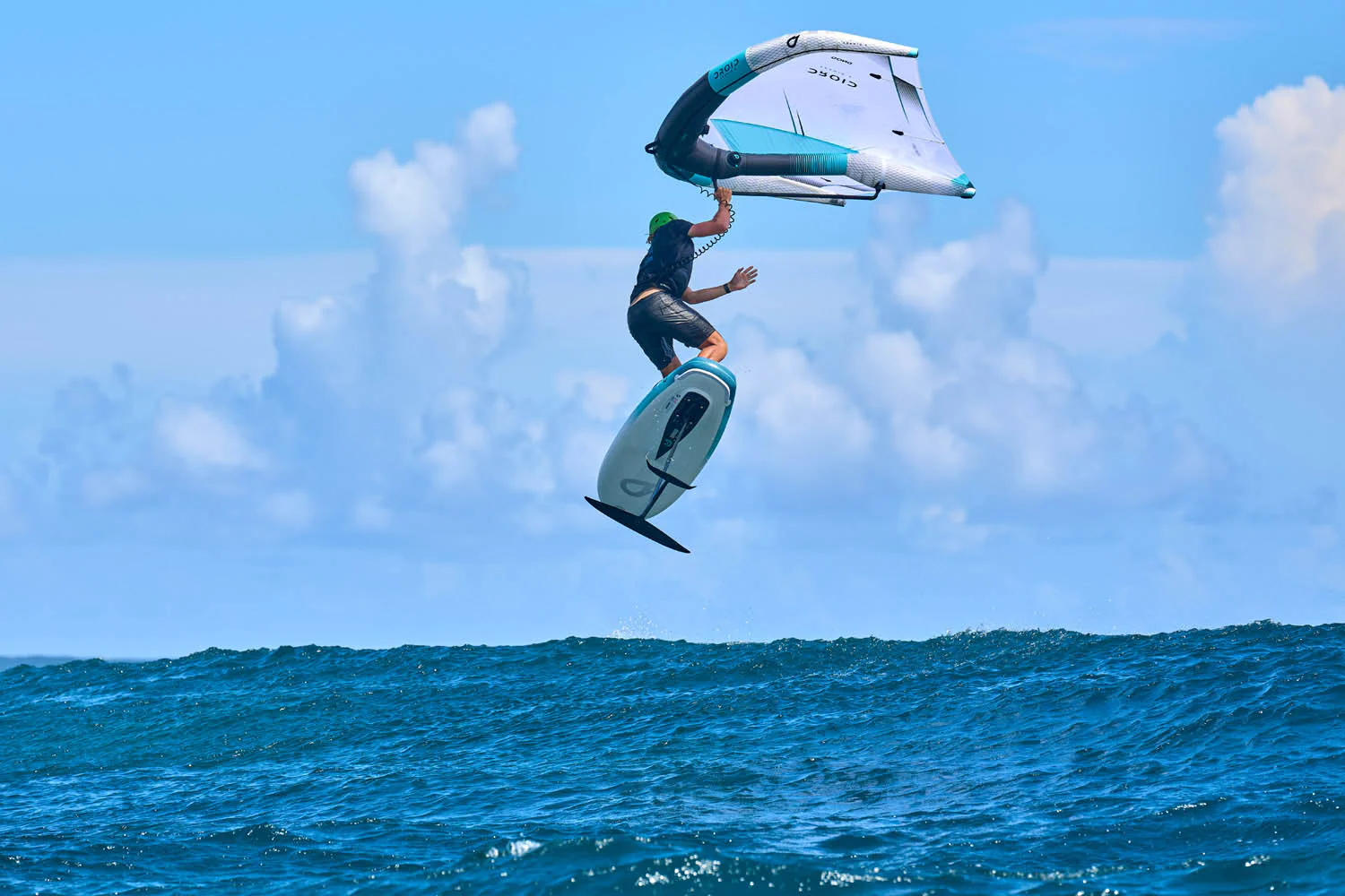 GONG | Wing foil Board Inflatable HIPE Diamond - Image 20